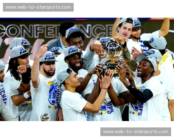 驰骋赛场，回顾勇士vs开拓者经典战役：一场关于荣耀与不屈的视觉盛宴